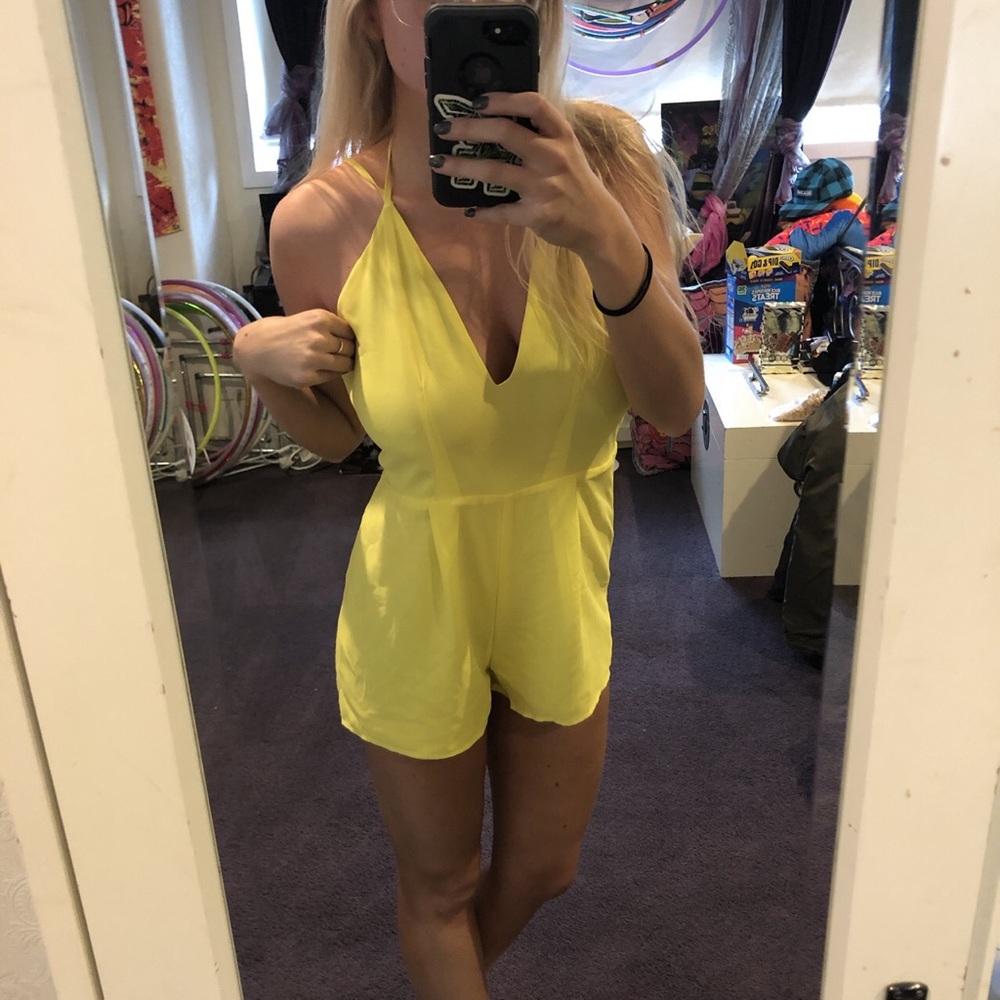 NWT yellow romper